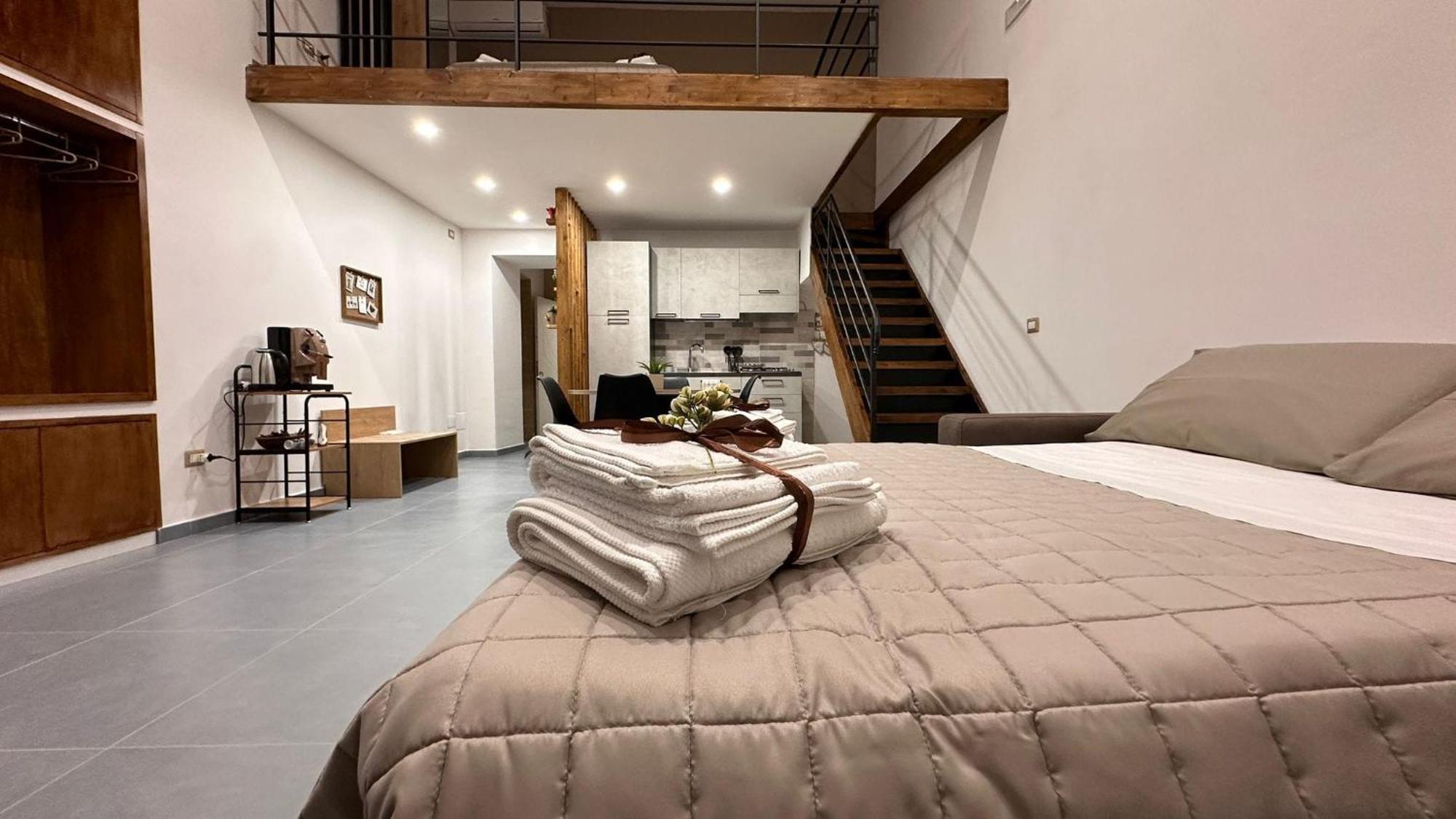 Le Radici Di Parthenope Apartment Napoli Ngoại thất bức ảnh